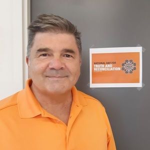 Meet your Posher, Tom